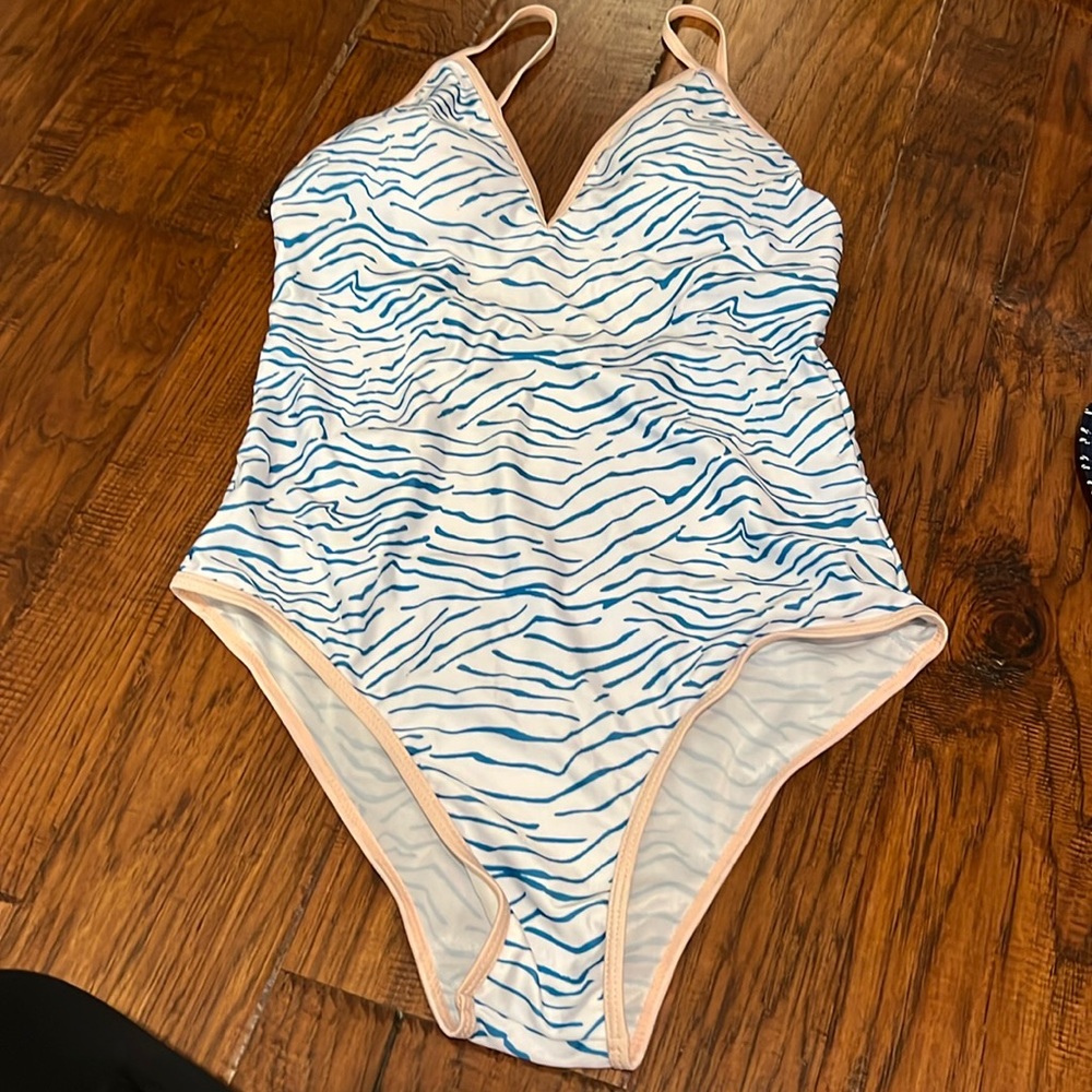 Beige and Blue One Piece, possibly Cupshe or SHEIN. Womens XL *fits like S/M*